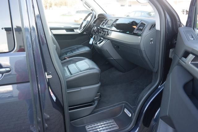 Volkswagen T6 Multivan T6 2.0 TDI Multivan - Samsaru's Car Outlet