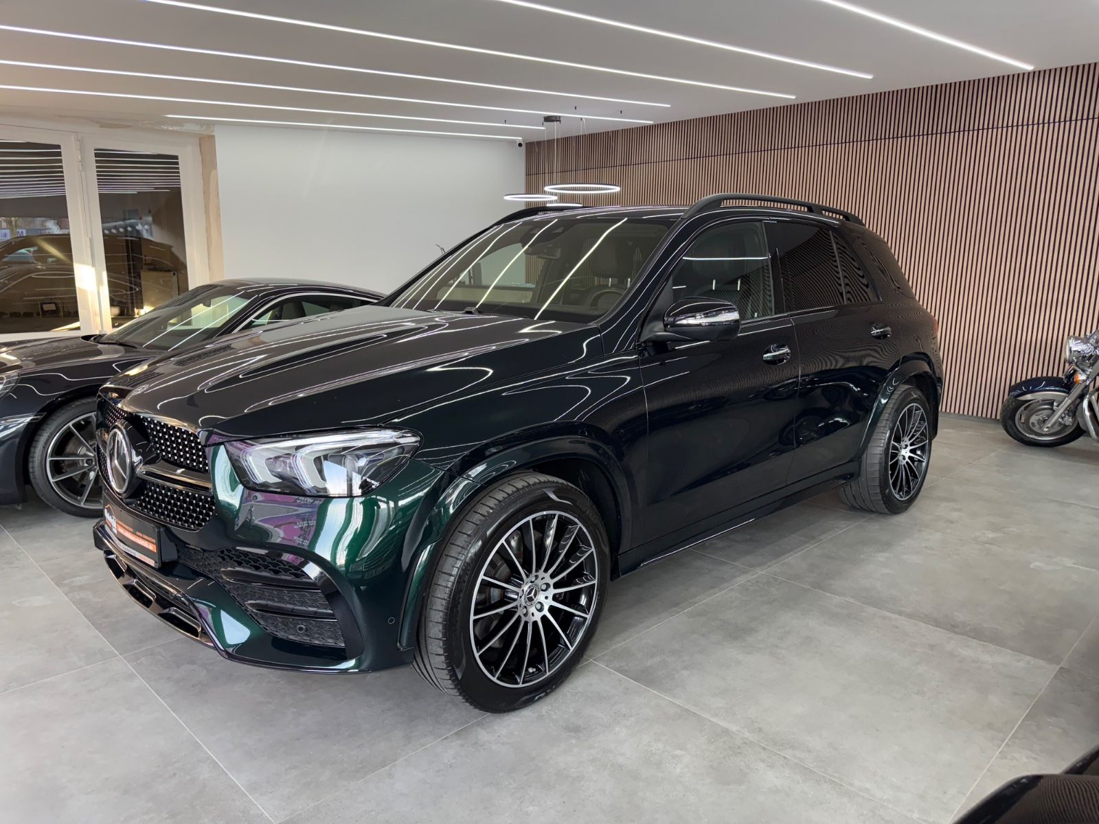 Mercedes-Benz GLE 450 4Matic AMG*Lenk.Hz*Softclose*Burmest*HUD