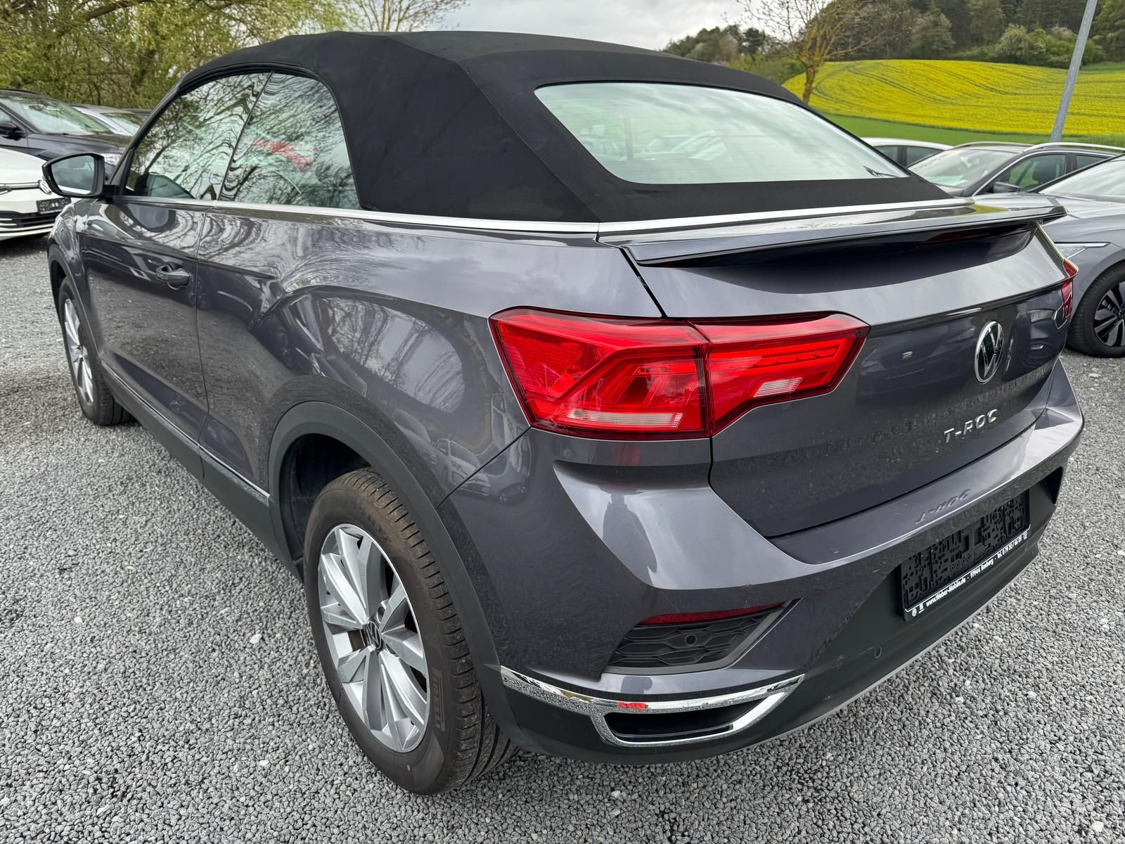 Volkswagen T-Roc 1.5 TSI Style - Samsaru's Car Outlet