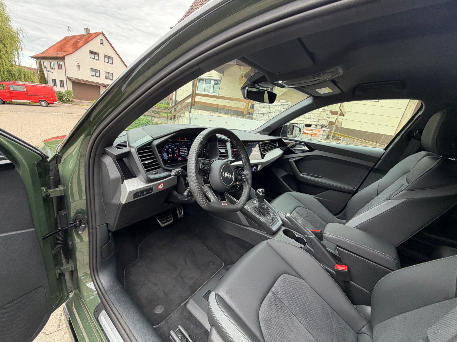 Audi A1 Sportback 40 TFSI S line, S line Plus, VOLL!!