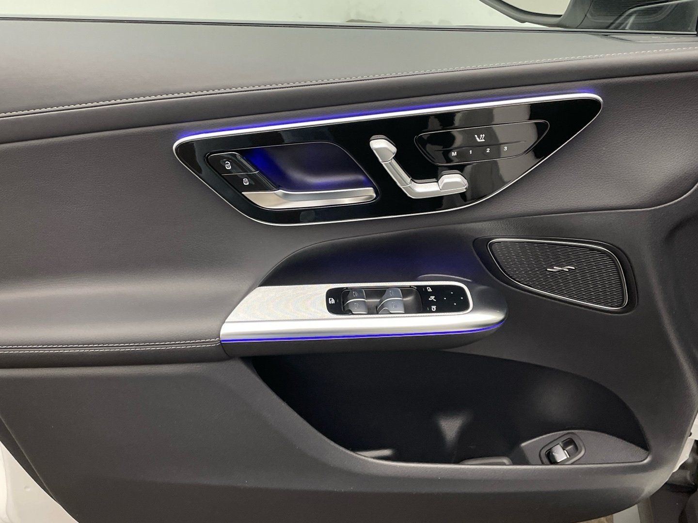 Mercedes-Benz GLC 200 4M AMG Panorama DigitalLight AHK 360°-K.