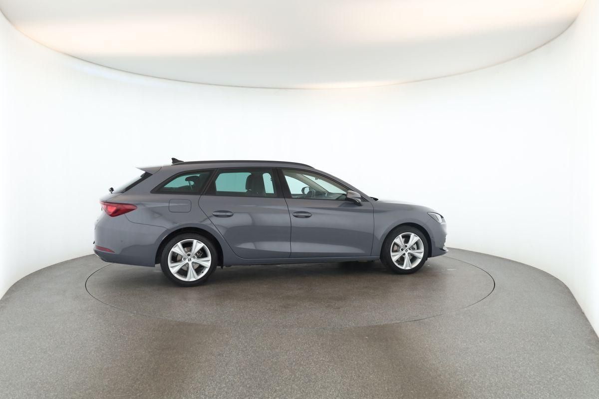 Seat Leon Sportstourer 2.0 TDI DSG FR LED Nav Kam AHK