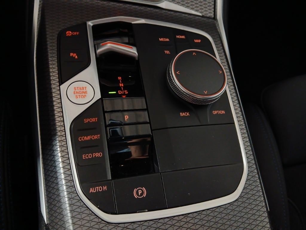 BMW 320d touring xDrive M-Sport Innovation - Samsaru's Car Outlet