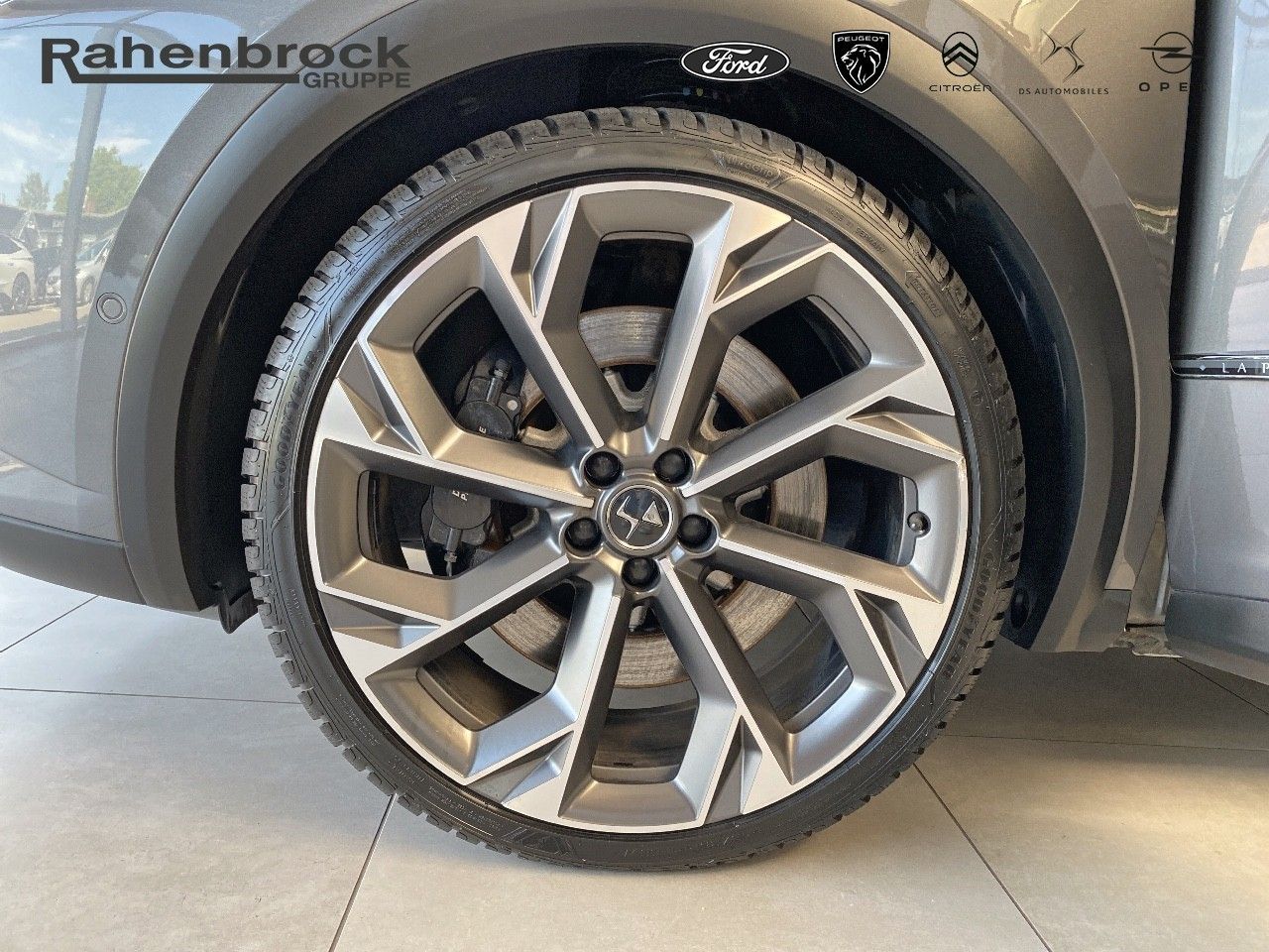 DS Automobiles DS7 Crossback E-Tense 360 La Première 4x4 EAT8