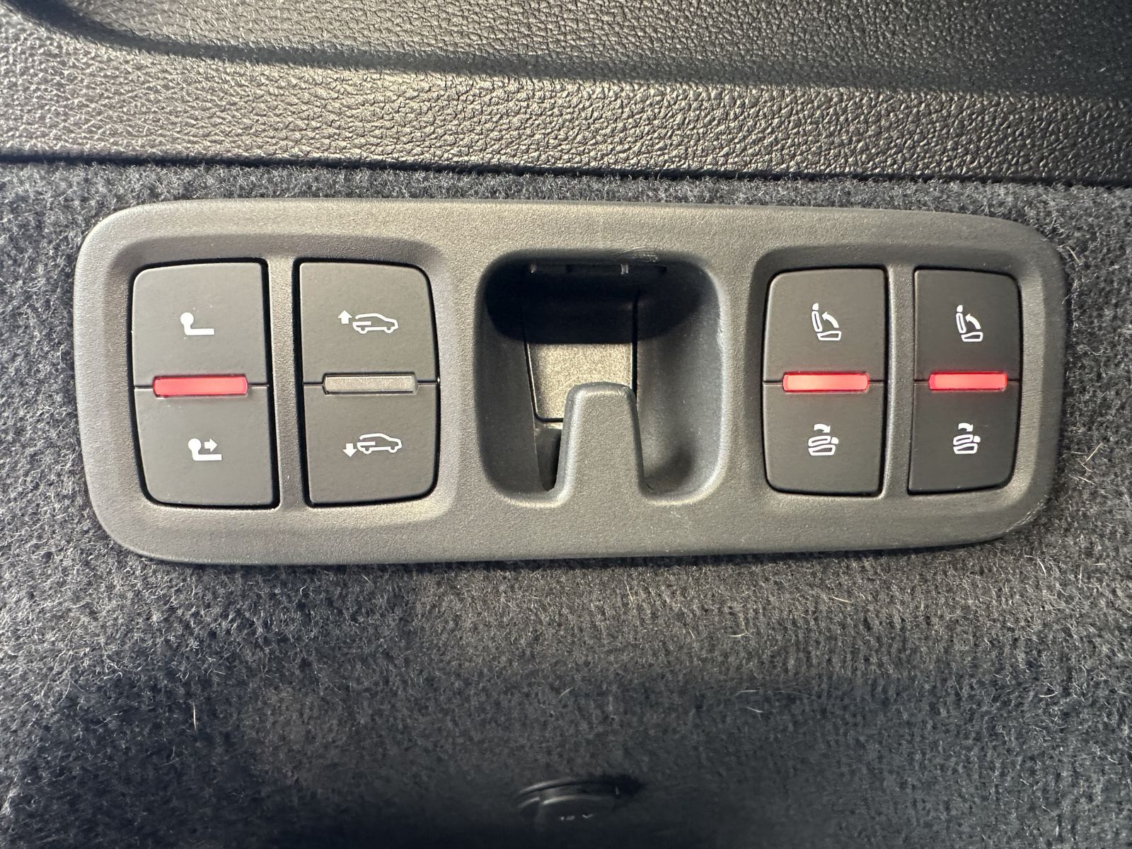 Audi Q7 50 TDI S-Line Black 7Sitzer NAV+MATRIX+AHK+VC