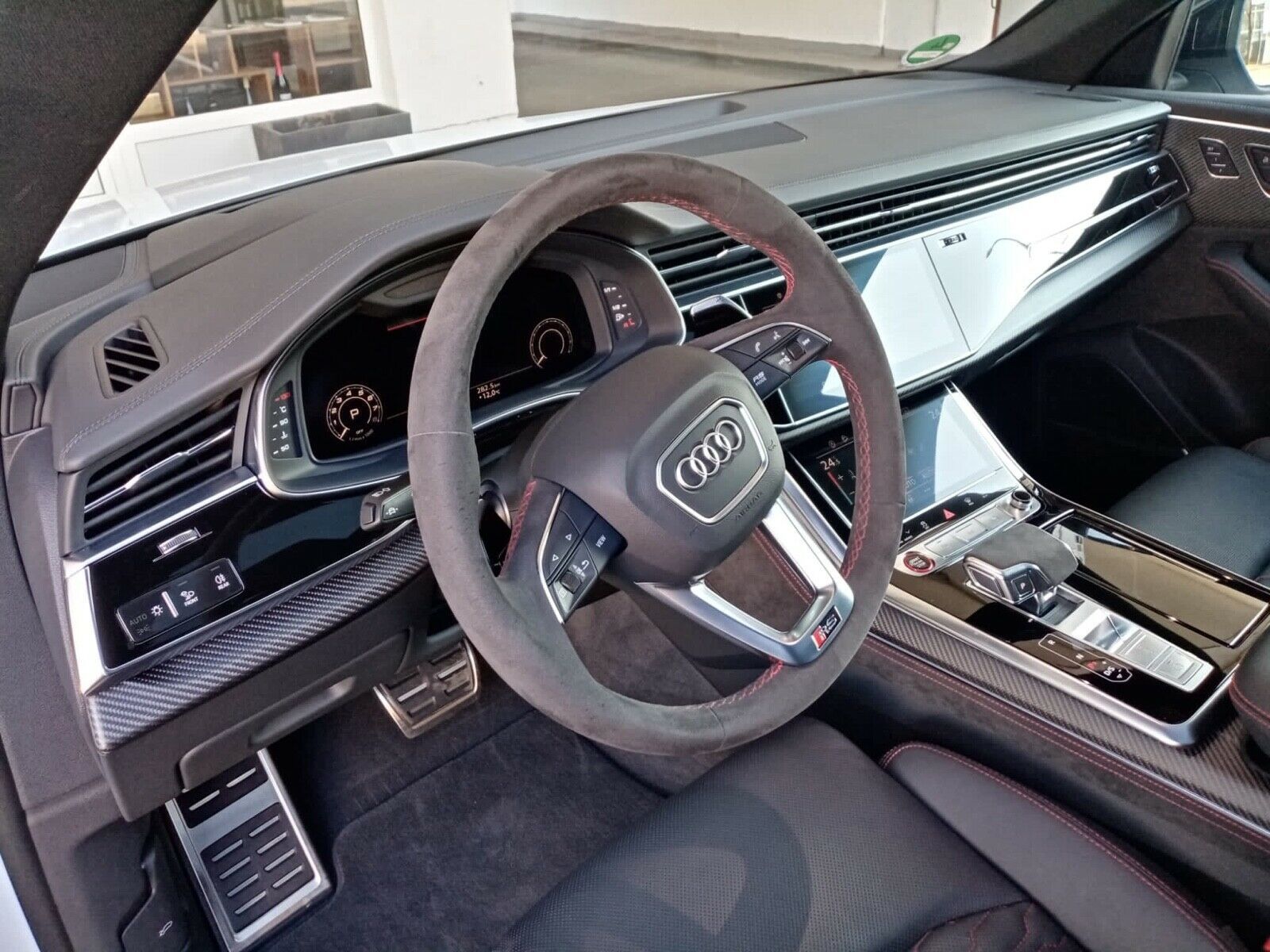 Audi RS Q8 4.0 TFSI Keram Pan Nigt StHzg Dynam Mass