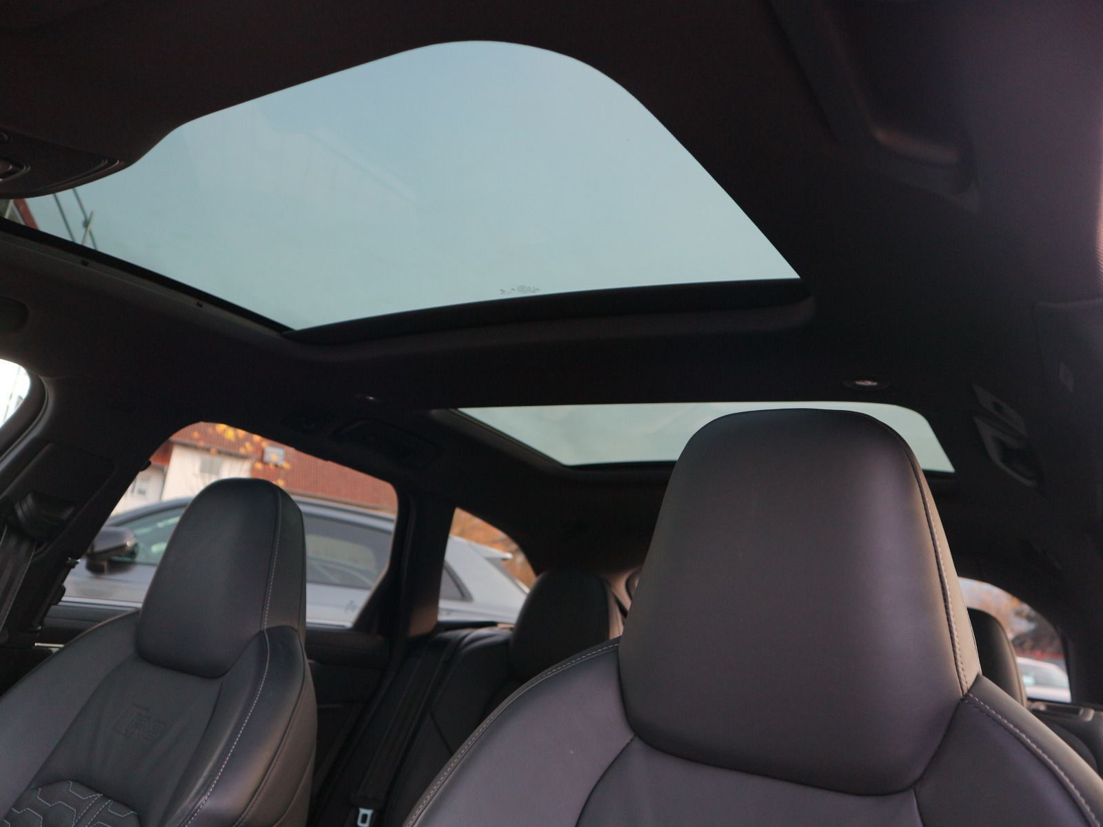 Audi RS 6 Avant HUD*PANO*B&O*MATRIX*CARPLAY*ACC