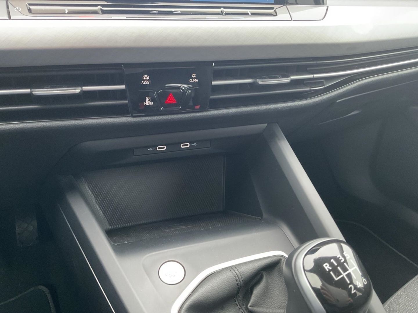 Volkswagen Golf Variant 8 VIII Life 1.0 TSI - Samsaru's Car Outlet