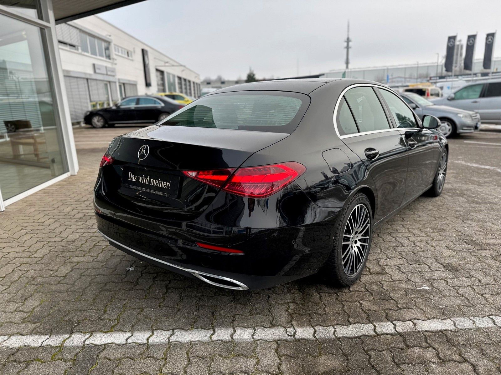 Mercedes-Benz C 180 Avantgarde - Samsaru's Car Outlet