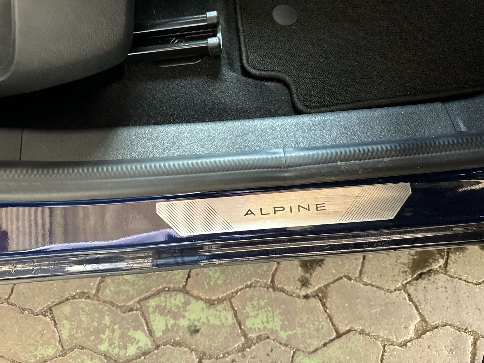 Renault Arkana ESPRIT ALPINE Full Hybrid - Samsaru's Car Outlet