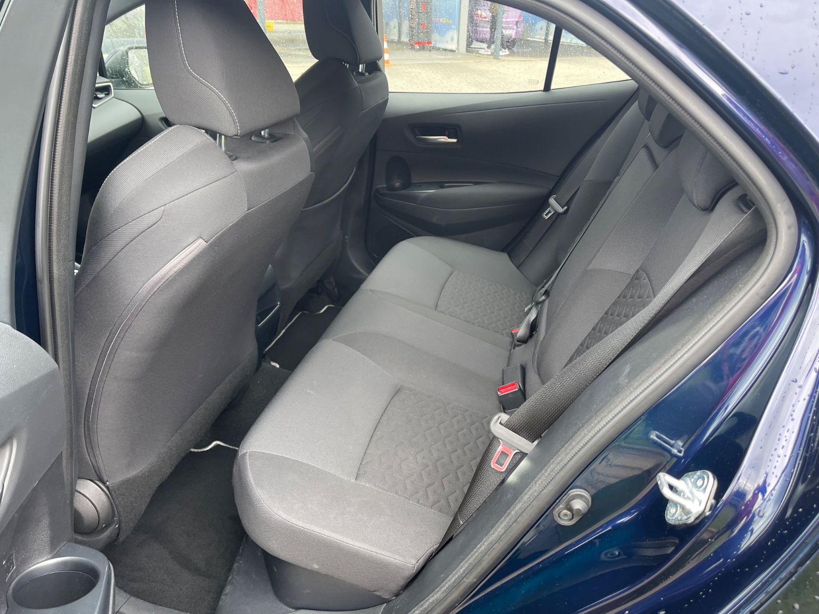 Toyota Corolla Hybrid Business Edition - Samsaru's Car Outlet