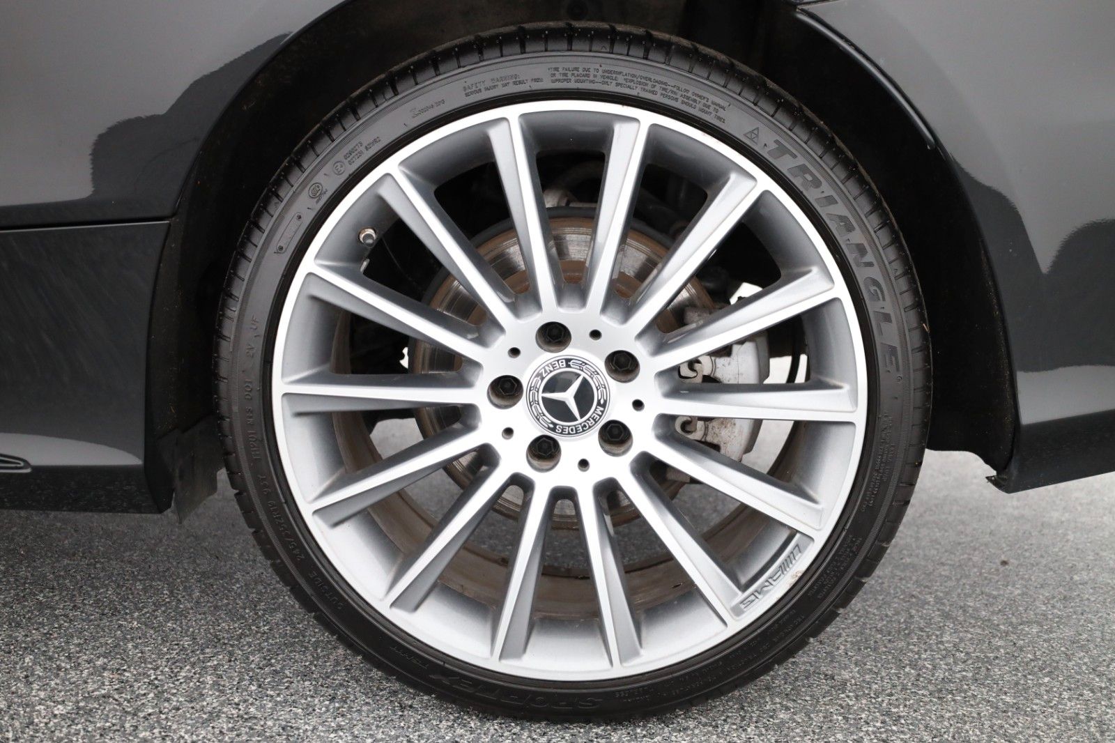 Mercedes-Benz C 220 4MATIC Coupé AMG Line - Samsaru's Car Outlet