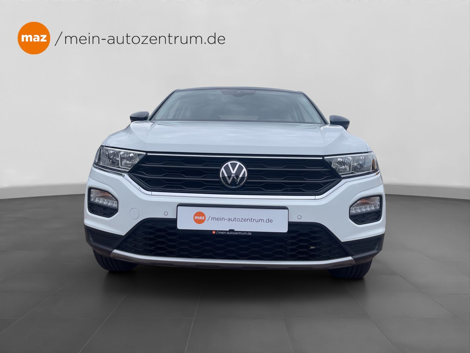 Volkswagen T-Roc 1.5 TSI Active - Samsaru's Car Outlet