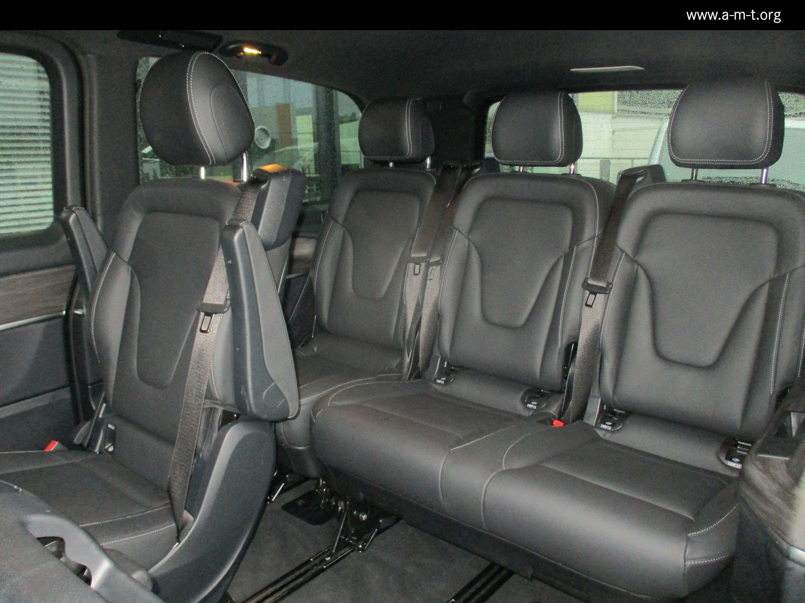 Mercedes-Benz V 300 d Avantg lang - Samsaru's Car Outlet