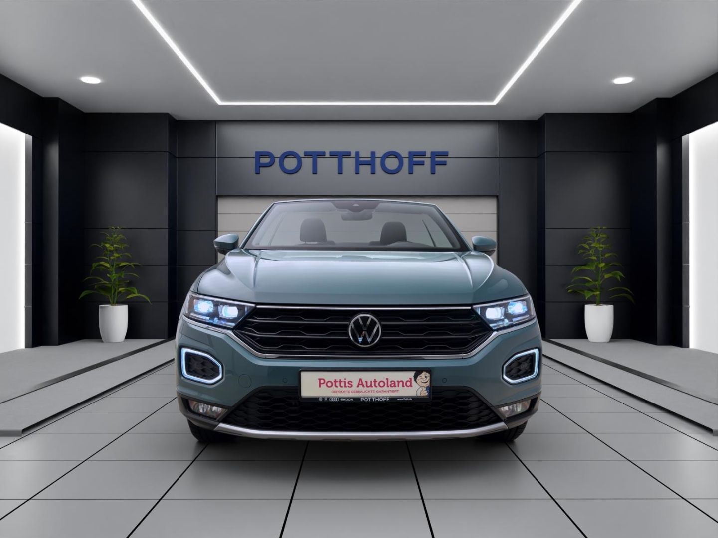 Volkswagen T-Roc Cabrio 1.0 TSI STYLE - Samsaru's Car Outlet