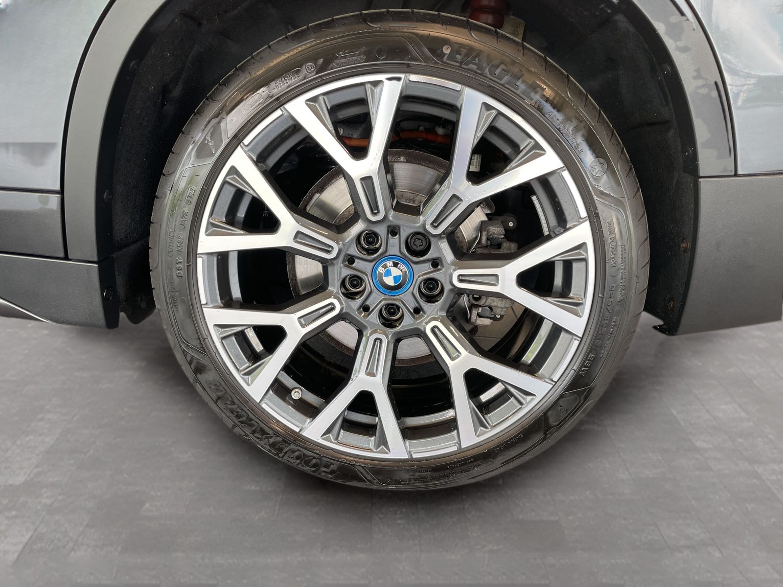BMW X1 xDrive25e Sport Line - Samsaru's Car Outlet