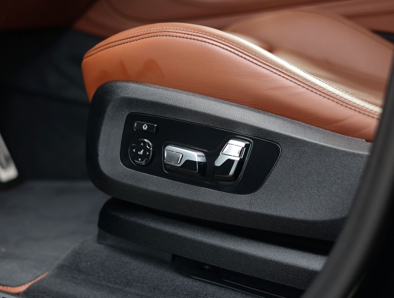 BMW X5 50e xDrive | Individual - Sky - AHK - Bow&Wil