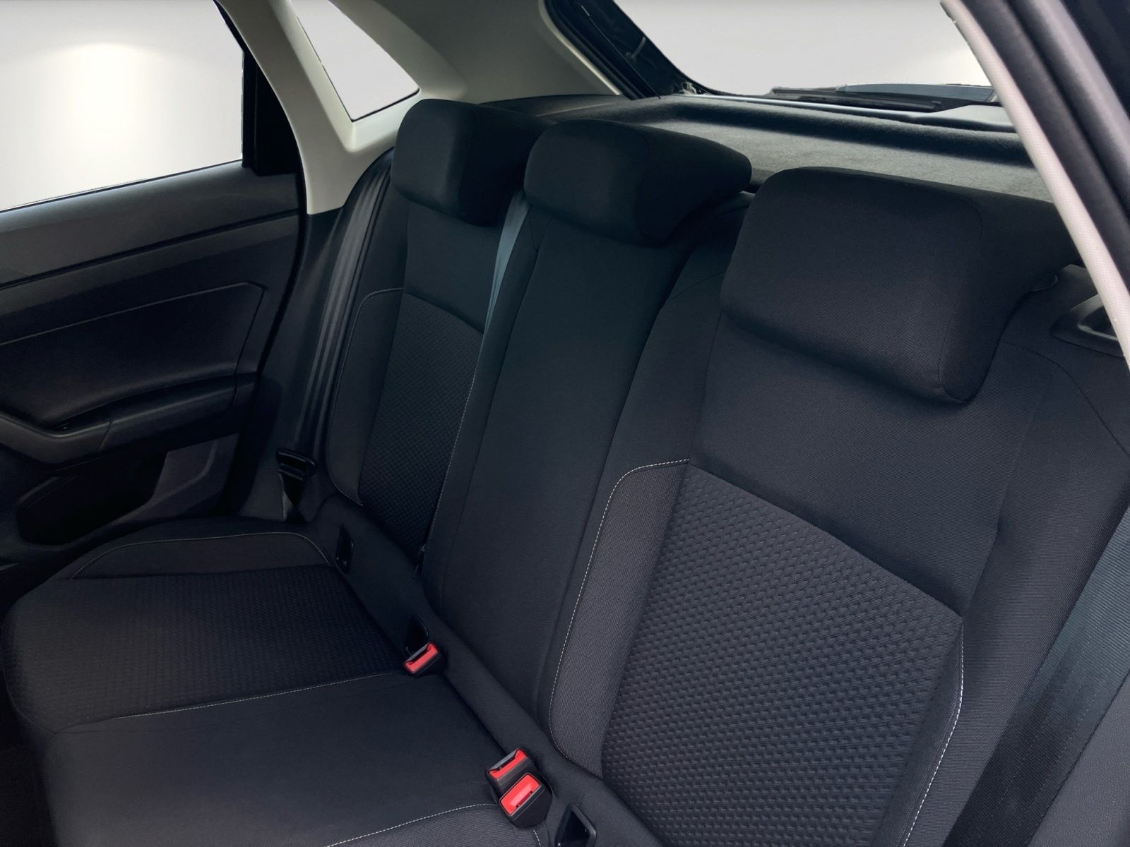 Volkswagen Polo VI 1.0 TSI DSG 7-Gang Comfortline - Samsaru's Car Outlet