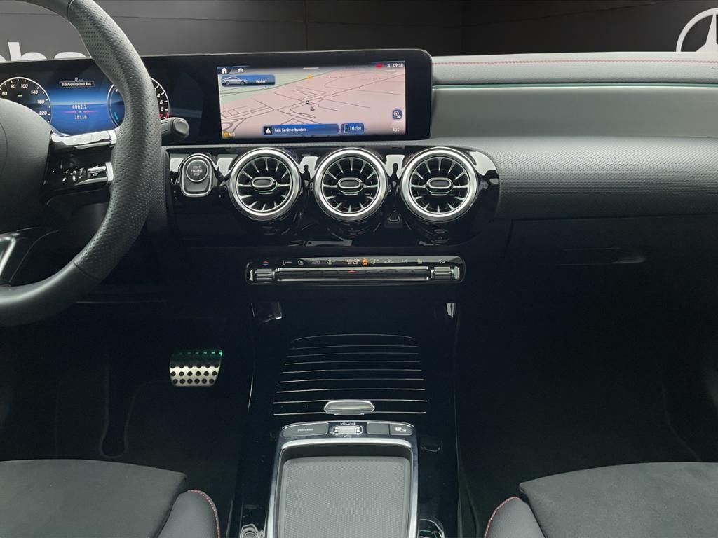 Mercedes-Benz CLA 250 e Coupé - Samsaru's Car Outlet