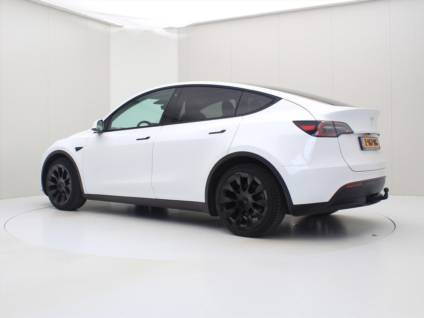 Tesla Model Y Long Range AWD 75kWh 351pk 93,7% SoH AMD