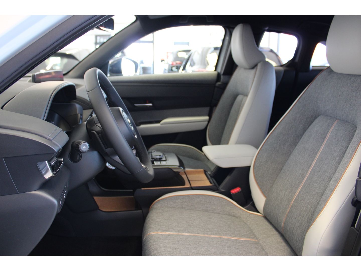 Mazda MX-30 e-SKY KOM-P+MC-P+PRE-P+NAV+ACC+BOSE+360CAM