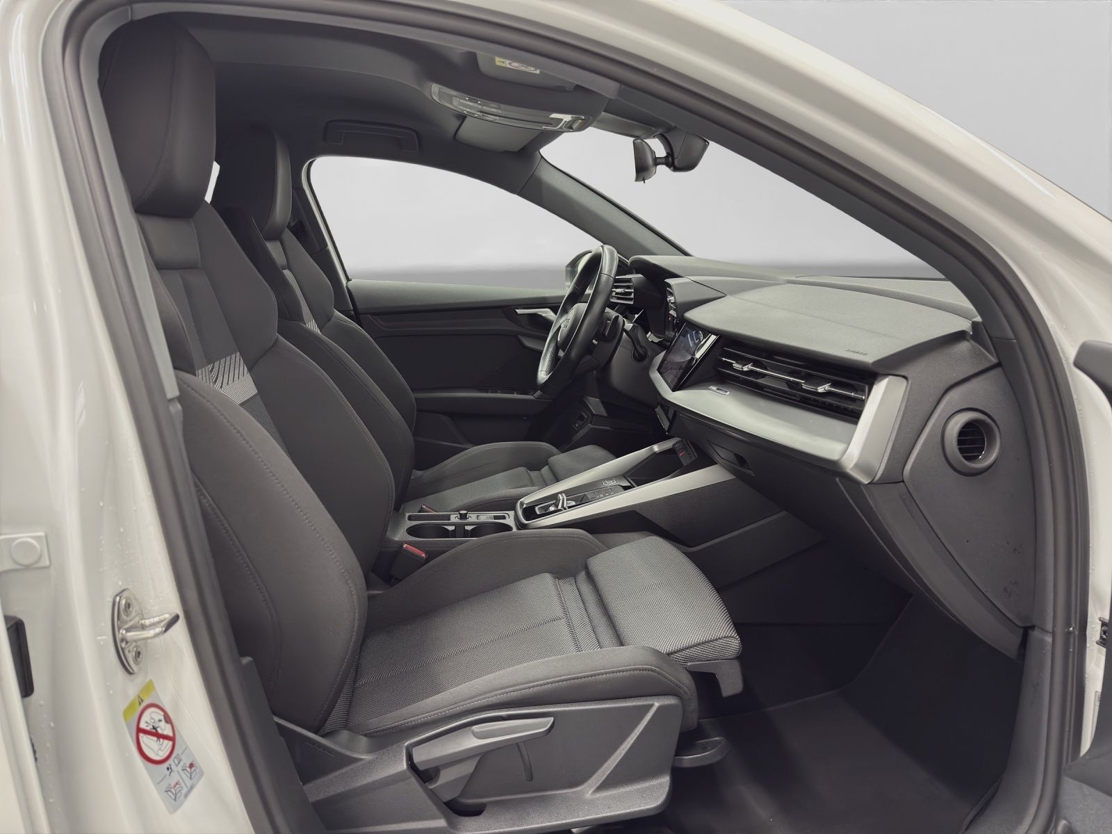 Audi A3 Sportback 45 TFSI e S LINE NAVI KAMERA LM