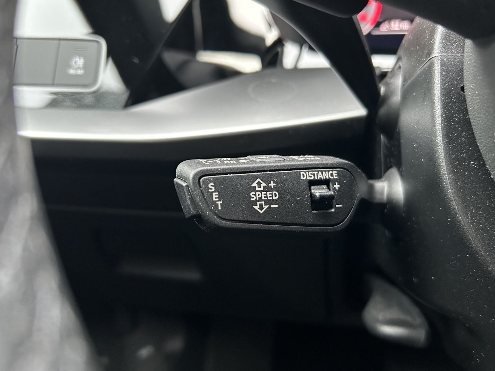 Audi A3 Limousine 2.0 TDI / AHK / Virt. Cock