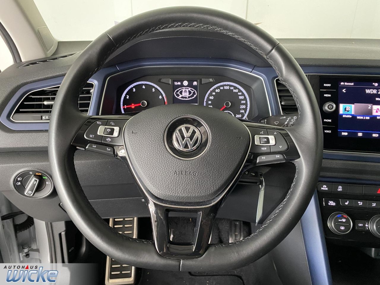 Volkswagen T-Roc 1.0 TSI United - Samsaru's Car Outlet