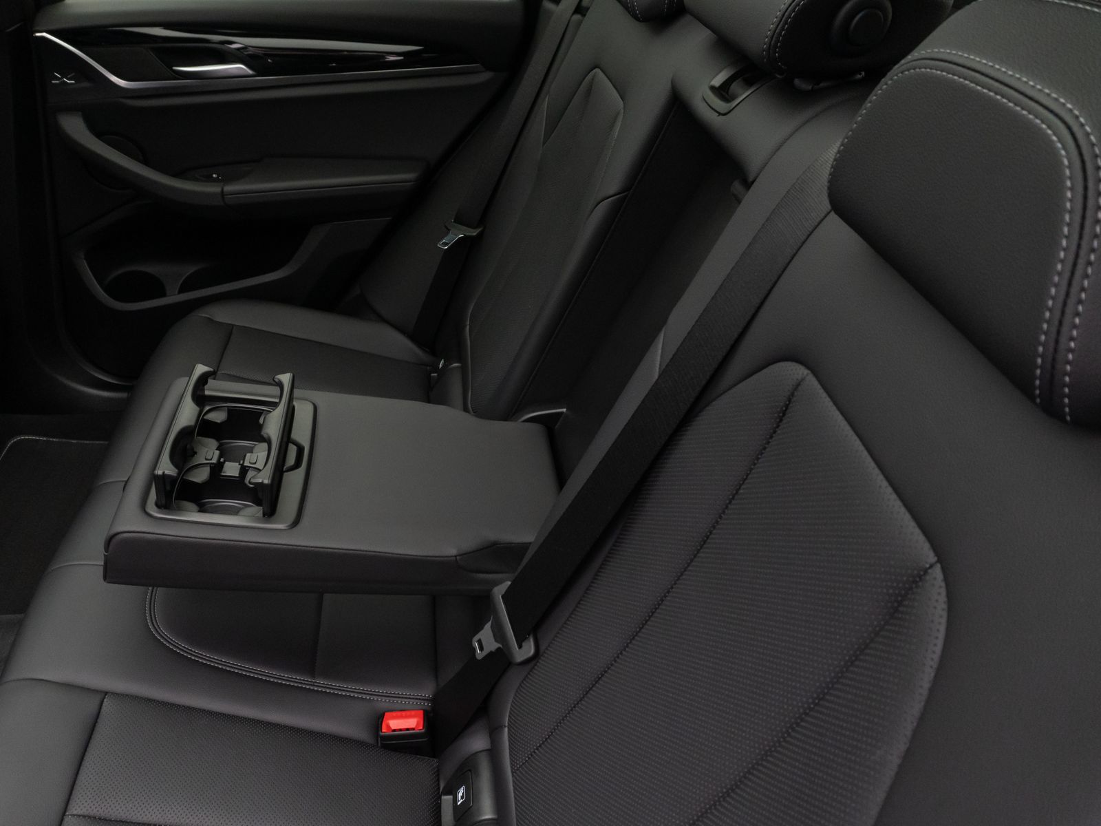 BMW X3 xD30i Sport - Samsaru's Car Outlet