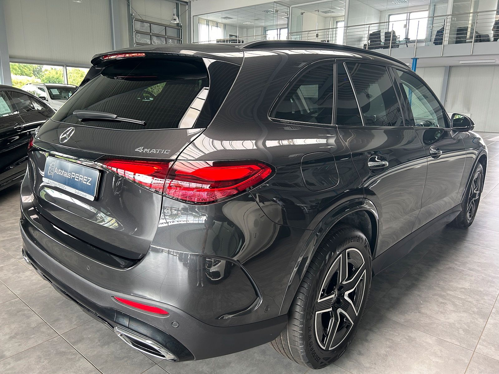Mercedes-Benz GLC 300 e 4M AMG - Samsaru's Car Outlet