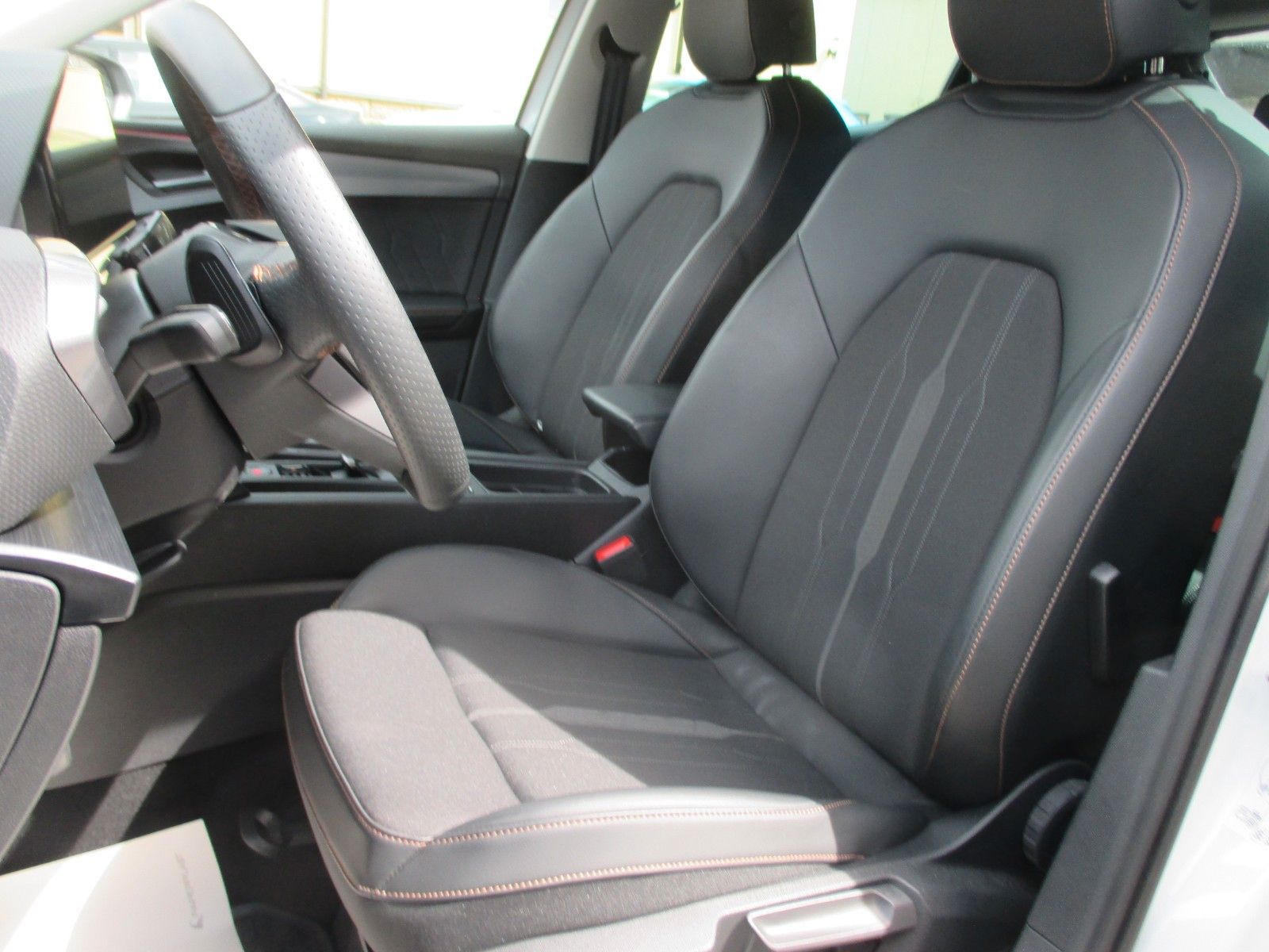 Cupra Leon 1.5 eTSI DSG - Samsaru's Car Outlet