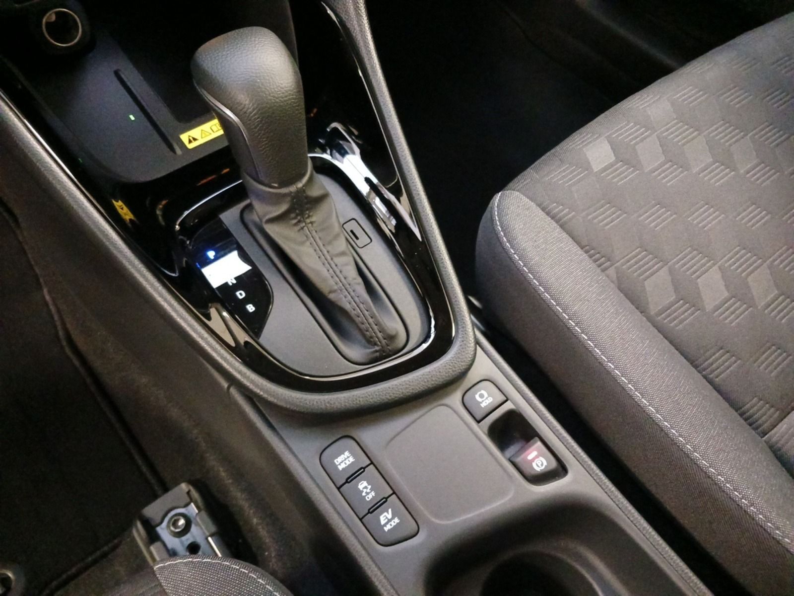 Toyota Yaris 1.5 Hybrid Teamplayer*ACC*KAM*APPLE-CAR