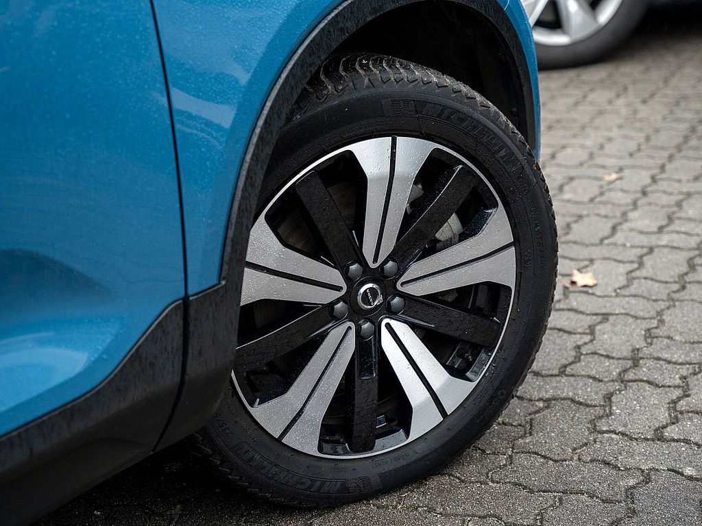 Volvo XC40 Ultimate Recharge Pure Electric