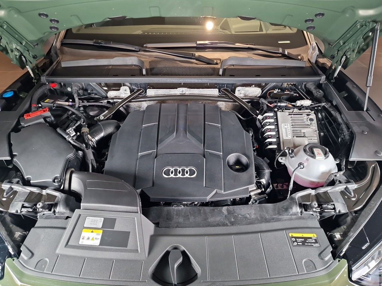 Audi Q5 Sportback 50 TDI quattro S-line - Samsaru's Car Outlet