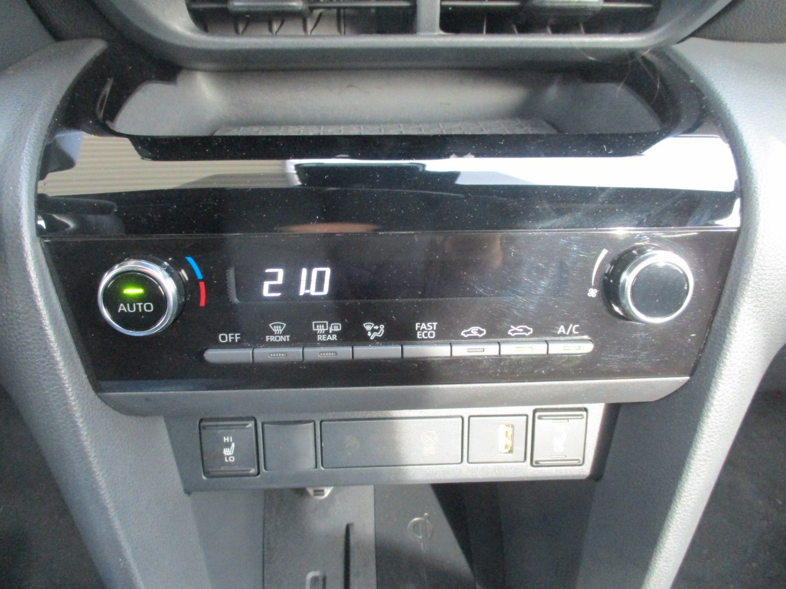 Toyota Yaris Cross Hybrid Team D, Navi, Kamera, SHZ, TW