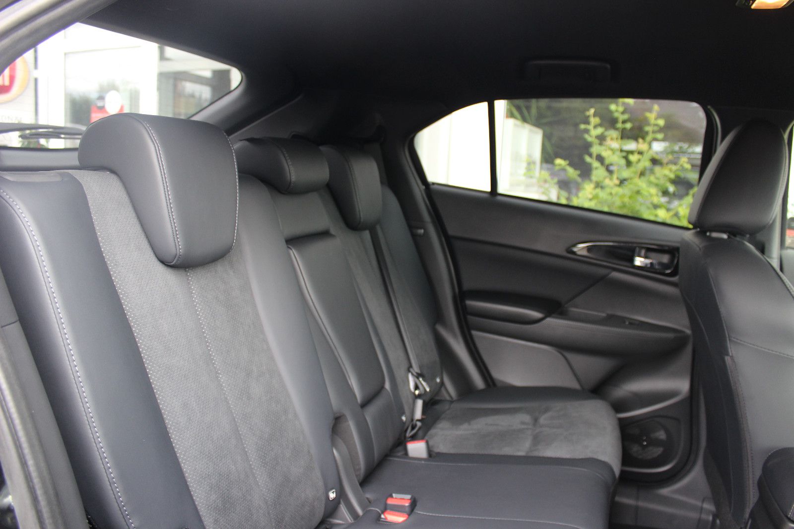 Mitsubishi Eclipse Cross PLUG-IN HYBRID 4WD Select Black