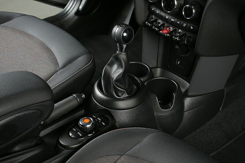 MINI Cooper 3-Türer Pepper - Samsaru's Car Outlet