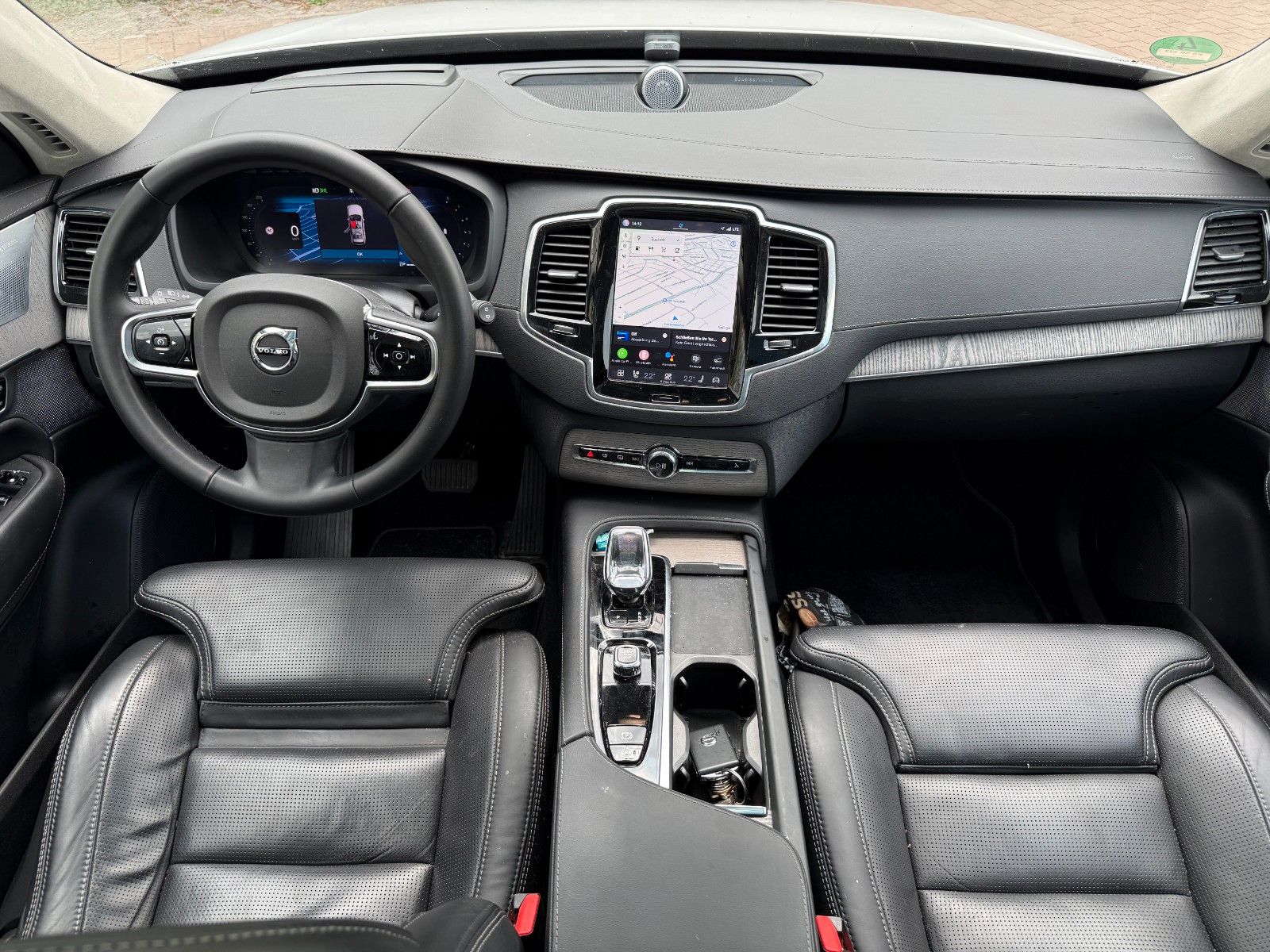 Volvo XC90 B5 AWD DIESEL+ULTIMATE+VOLLAUSTTATUNG+22"