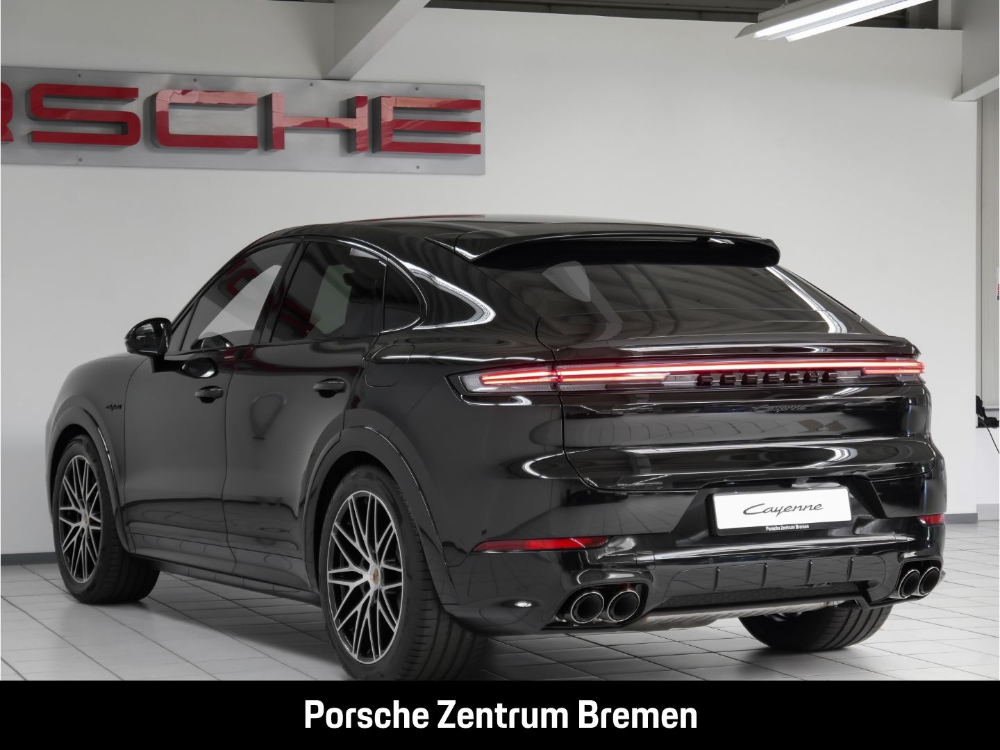 Porsche Cayenne E-Hybrid Coupe Bose Matrix LED Sportag