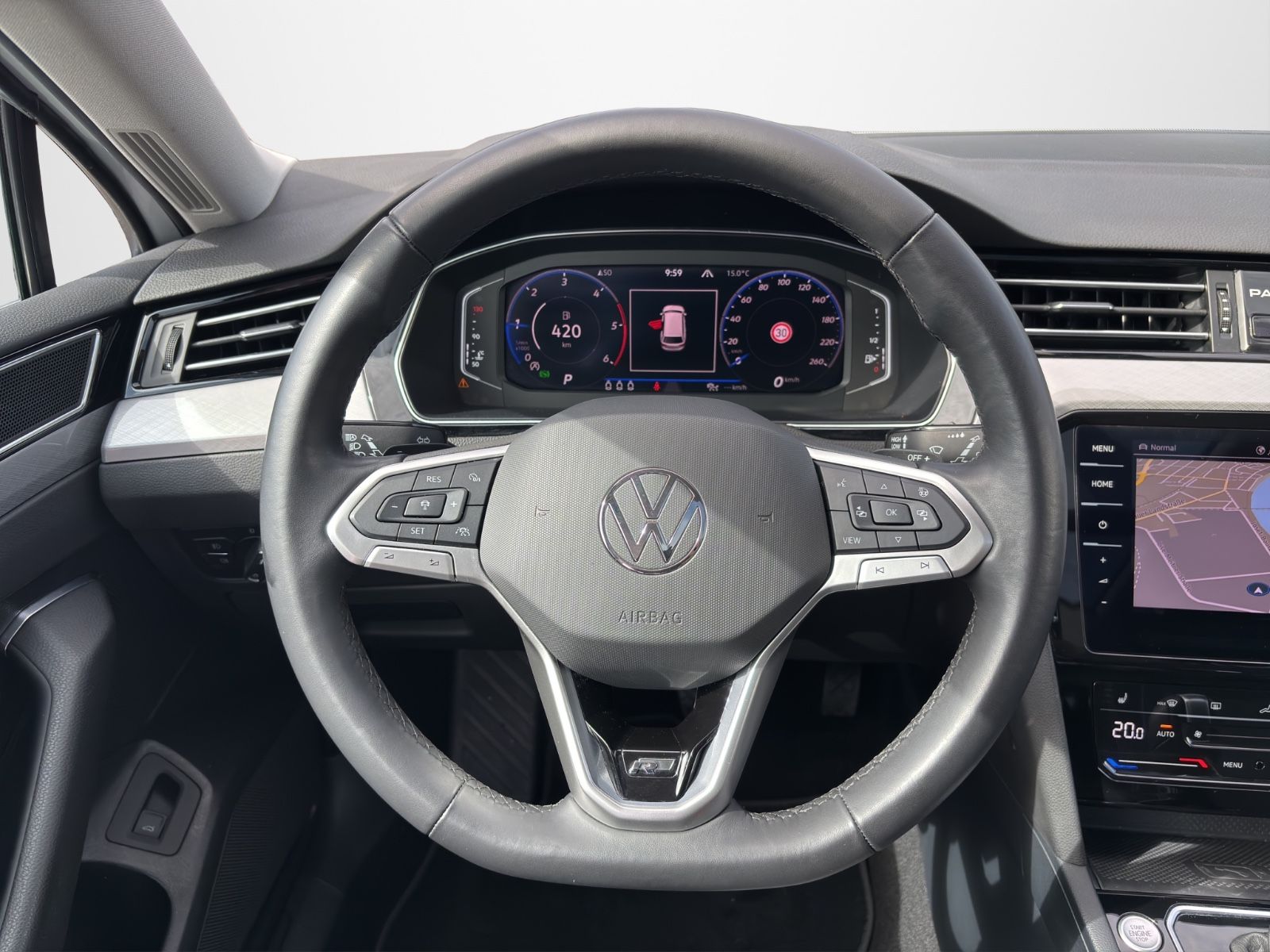 Volkswagen Passat Var. R Line - Samsaru's Car Outlet