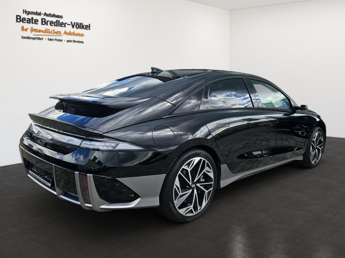 Hyundai IONIQ 6 4WD 77,4kWh 325 PS  UNIQ-Paket 20'' Felg