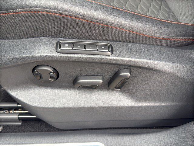 Seat Tarraco 2.0 TDI 4Drive DSG FR *7-SITZER*PANO* Sp