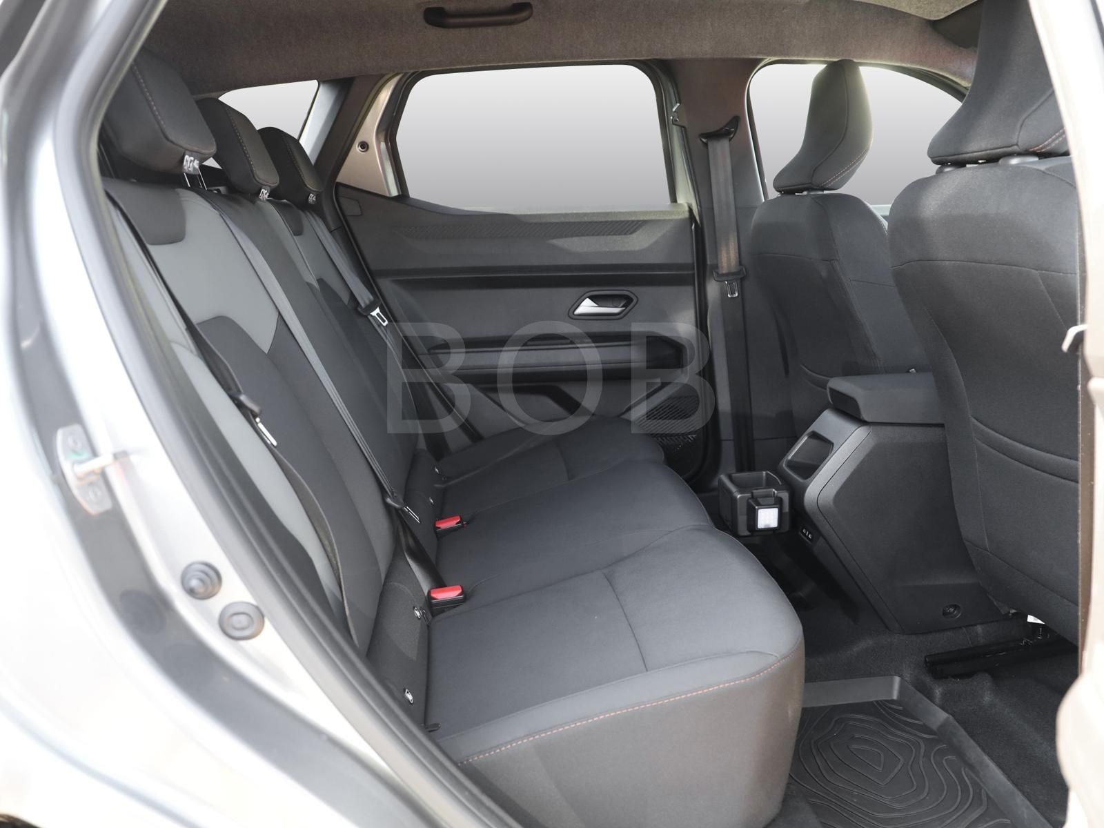 Dacia Duster Extreme HYBRID 140 - Samsaru's Car Outlet