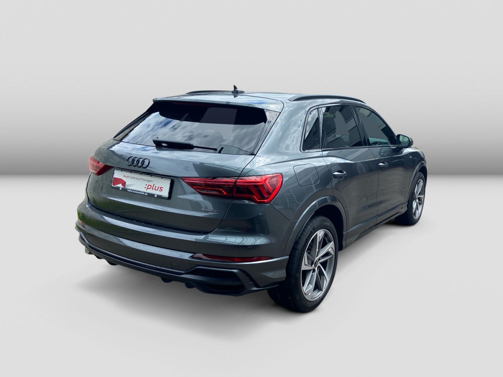 Audi Q3 40TDI quattro S-trc S-Line 360  Matrix AHK Ca
