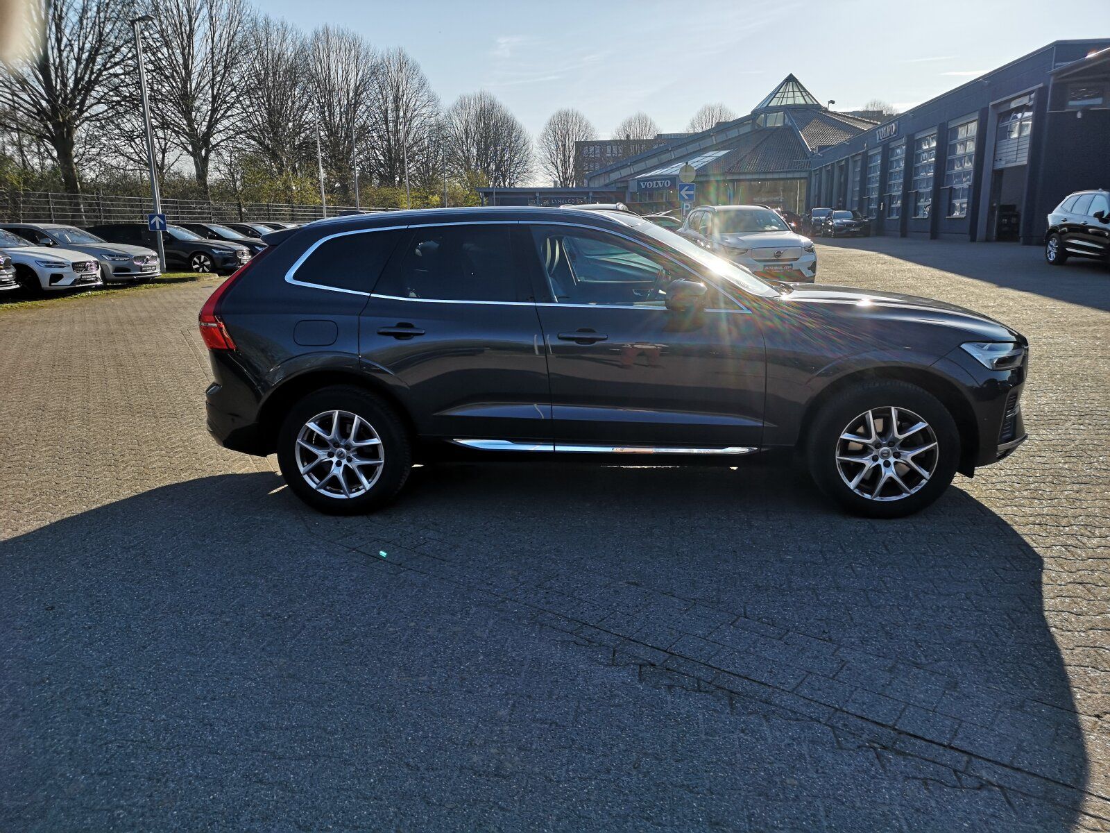 Volvo XC60 B4 Plus Bright SHD/Keyless-Start/Autom./LED