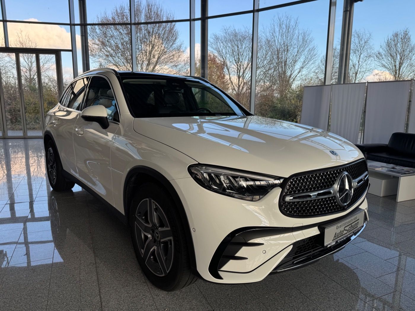 Mercedes-Benz GLC 220 d 4M AMG+Pano+AHK+Winter-Paket+Kamera