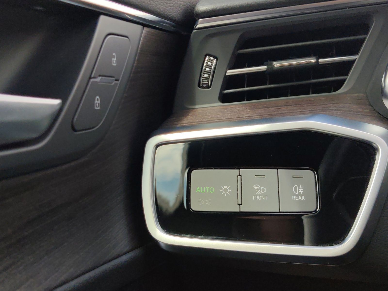 Audi A6 allroad 55 TFSI quattro - Samsaru's Car Outlet