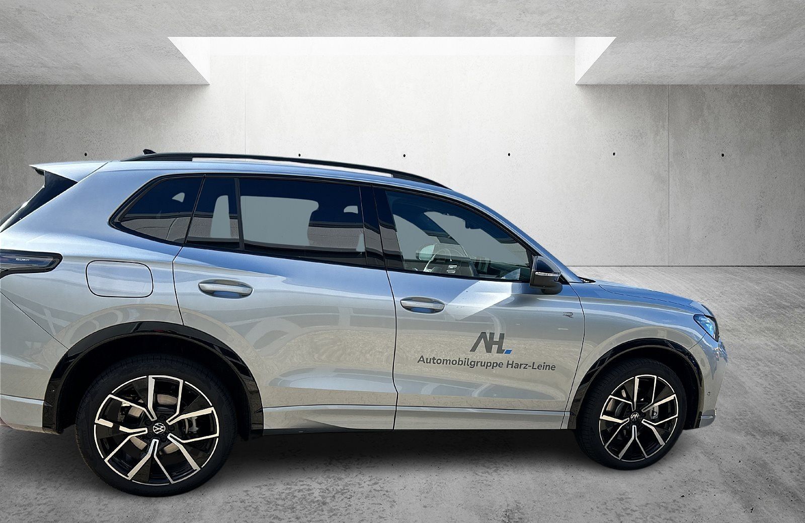 Volkswagen Tiguan R-Line 1.5 eHybrid 360 4xSHZ ACC AHK AUT