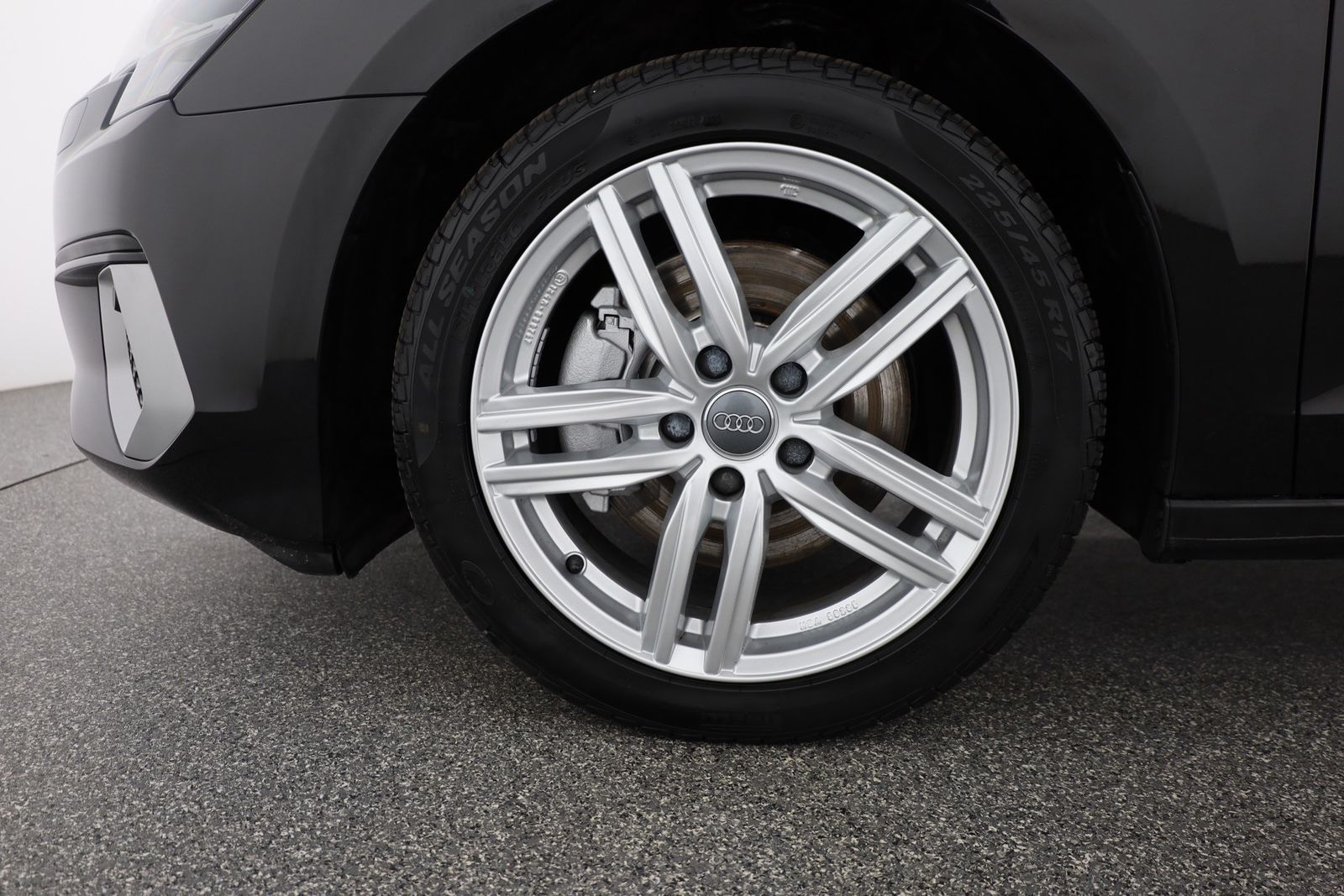 Audi A3 Sportback 35 TFSI S-Tronic - Samsaru's Car Outlet