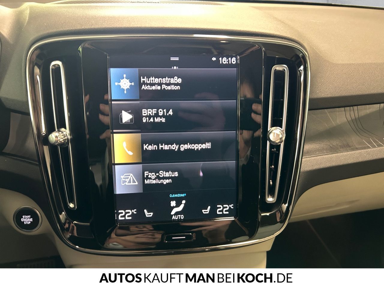 Volvo XC40 T4 Recharge Plus Bright - Samsaru's Car Outlet